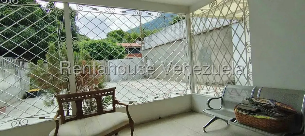 Casa (Duplex) en Alquiler en Los Chorros, Distrito Metropolitano - 8