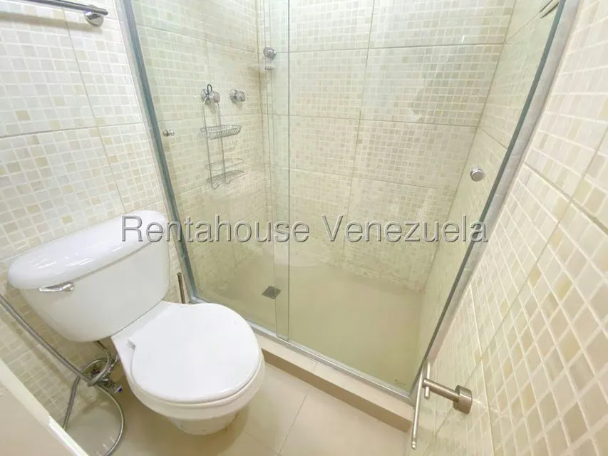 Apartamento (1 Nivel) en Venta en Colinas de La Tahona, Distrito Metropolitano - 34