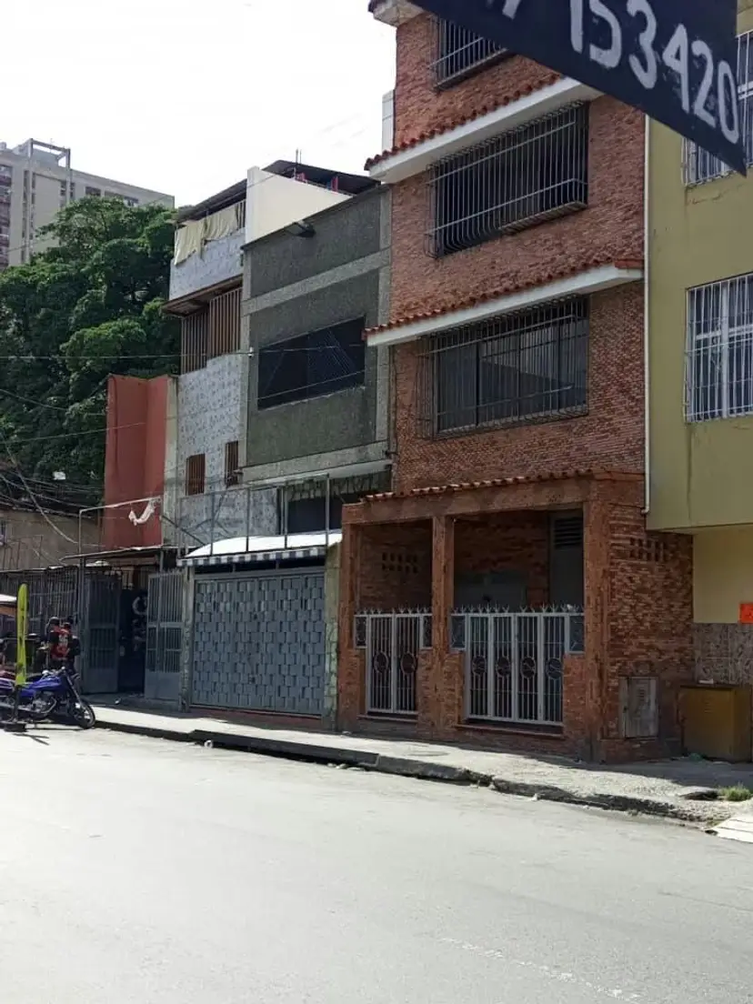 Local comercial en venta en Catia (FM)