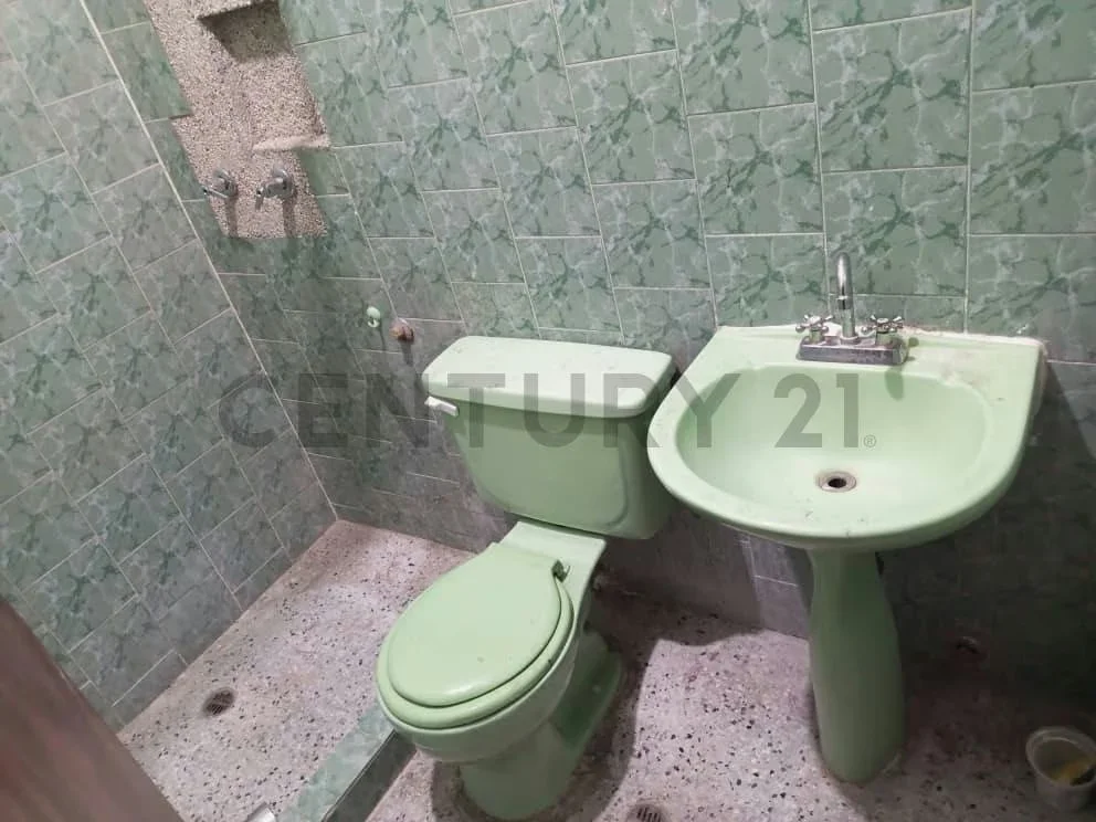 Local comercial en venta en Catia (FM) - 12