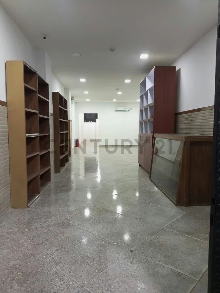 Local comercial en venta en Catia (FM) - 5