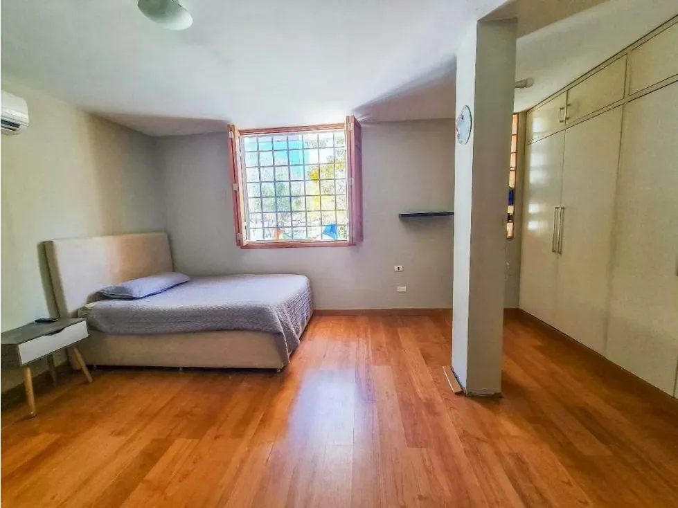 Casa en venta 991m², Cumbres de Curumo - 11