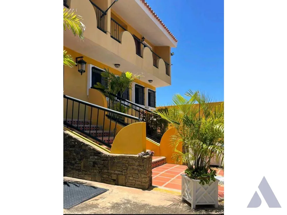 Vendo posada 3140m2 El Tirano Edo.Nueva Esparta 8073