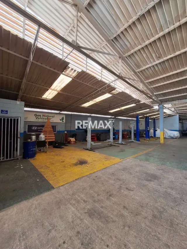 EN VENTA GALPON CONCESIONARIO EN PORLAMAR - 14