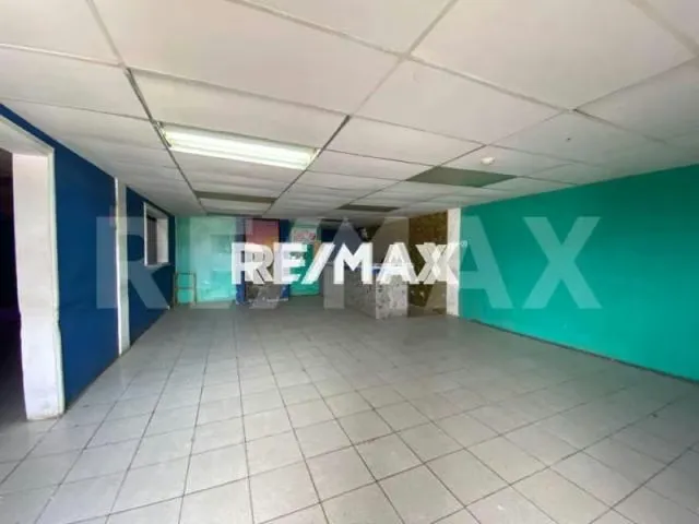LOCAL COMERCIAL - 2