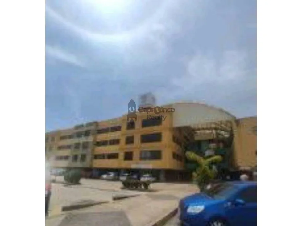 Se alquila local de 60m2 C.C.Paseo las Industrias - 14
