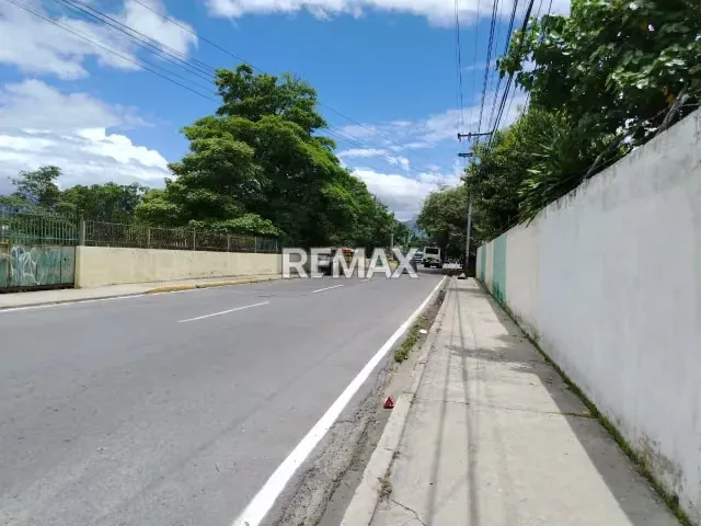 TERRENO EN VENTA - 9