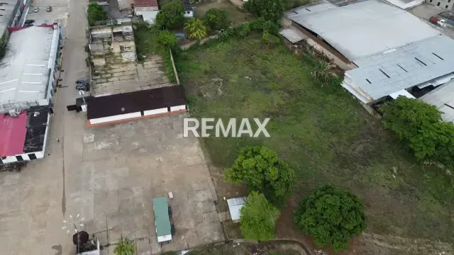 SE VENDE PARCELA DE 5157 M2 EN AV ALIRIO UGARTE PELAYO, BAJO GUARAPICHE - 5