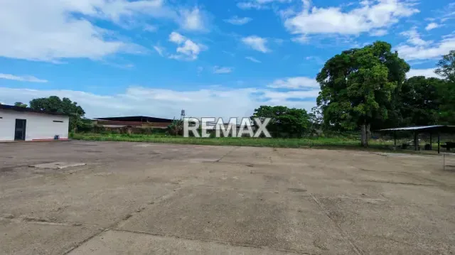 SE VENDE PARCELA DE 5157 M2 EN AV ALIRIO UGARTE PELAYO, BAJO GUARAPICHE - 8