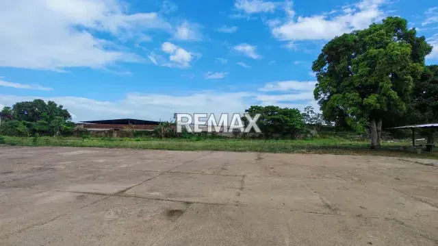 SE VENDE PARCELA DE 5157 M2 EN AV ALIRIO UGARTE PELAYO, BAJO GUARAPICHE - 10