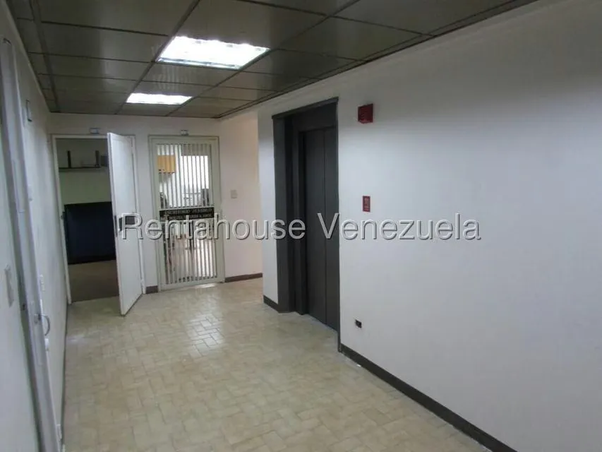 Oficina en Venta en Las Mercedes, Distrito Metropolitano - 27