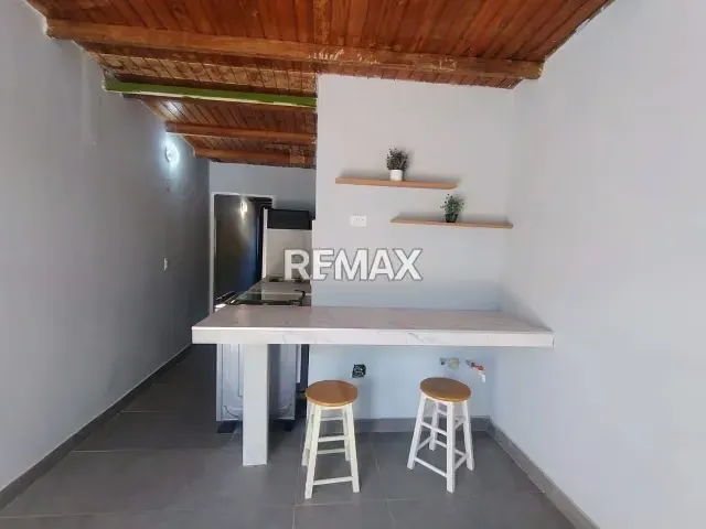 Cómodo apartamento tipo estudio en alquiler en Cocheima, La Asunción. Semi-amoblado. - 7