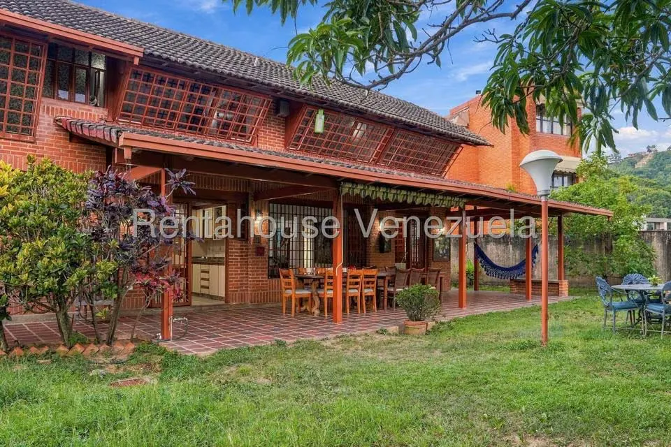 Casa (1 Nivel) en Venta en Colinas del Tamanaco, Distrito Metropolitano - 19