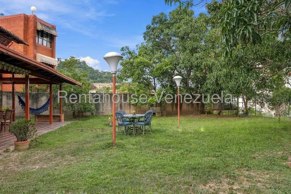 Casa (1 Nivel) en Venta en Colinas del Tamanaco, Distrito Metropolitano - 22
