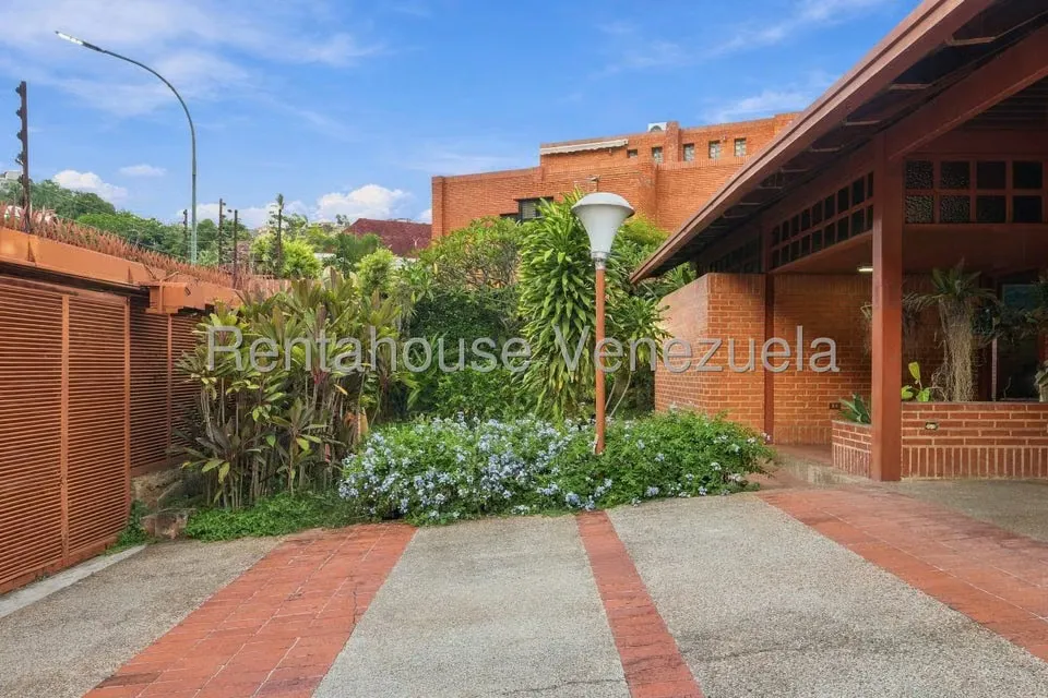 Casa (1 Nivel) en Venta en Colinas del Tamanaco, Distrito Metropolitano - 39