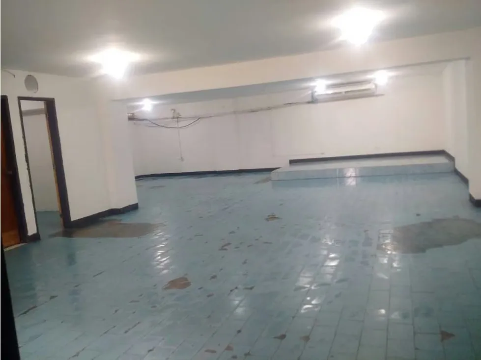 Vendo local 120m2 La Guaira 2064 - 5