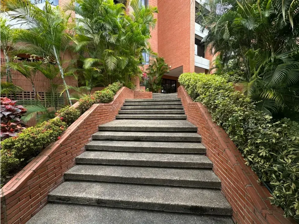Se alquila Apto 278m² 4h+s/4b+s/4p Colinas de Valle Arriba - 16