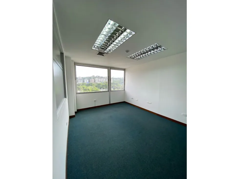 OFICINA EN ALQUILER 120 M2 - URB. LOS RUICES - 4