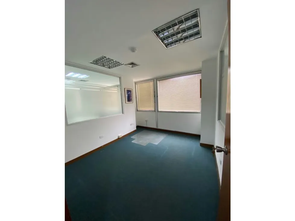 OFICINA EN ALQUILER 120 M2 - URB. LOS RUICES - 5
