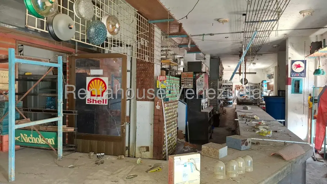 Comercial (Edificio) en Venta en San José, Miranda - 3