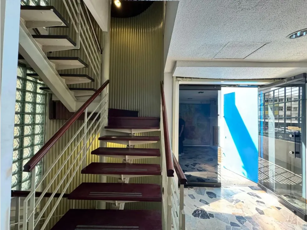 Vende Edificio 720 m2 Bello Monte - 3