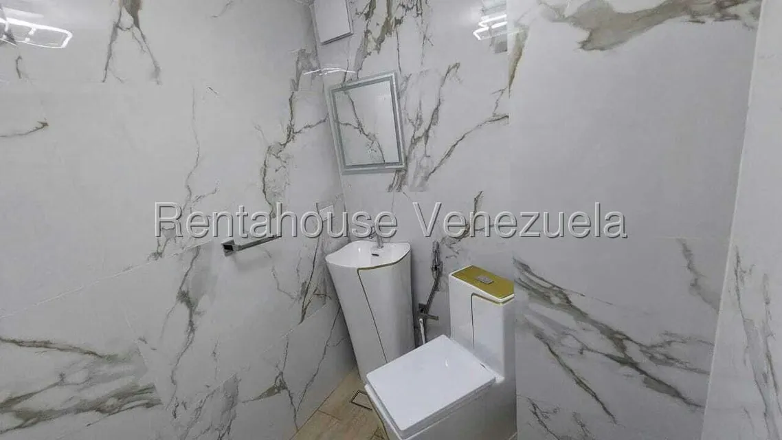 Apartamento (1 Nivel) en Venta en Casalta II, Distrito Metropolitano - 15