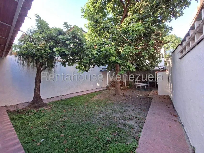 Casa (Duplex) en Alquiler en La Soledad, Aragua - 29