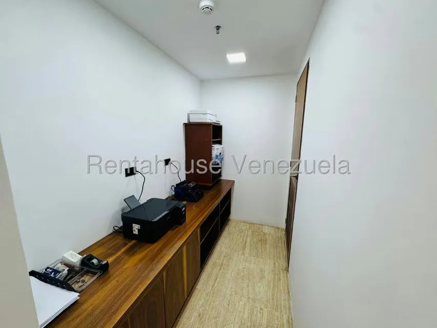 Oficina en Venta en Macaracuay, Distrito Metropolitano - 12