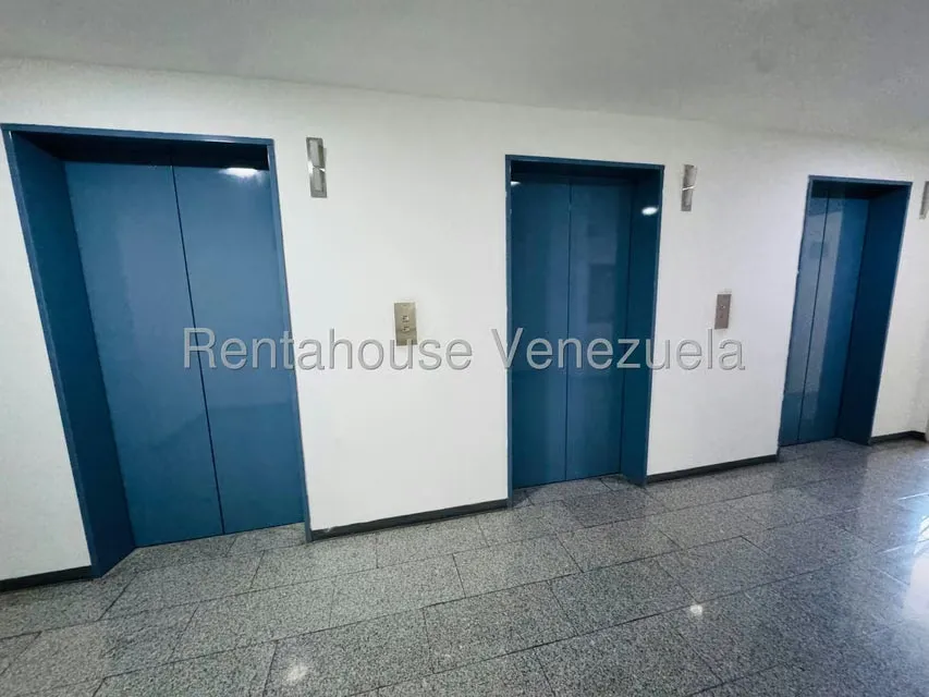 Oficina en Venta en Macaracuay, Distrito Metropolitano - 19