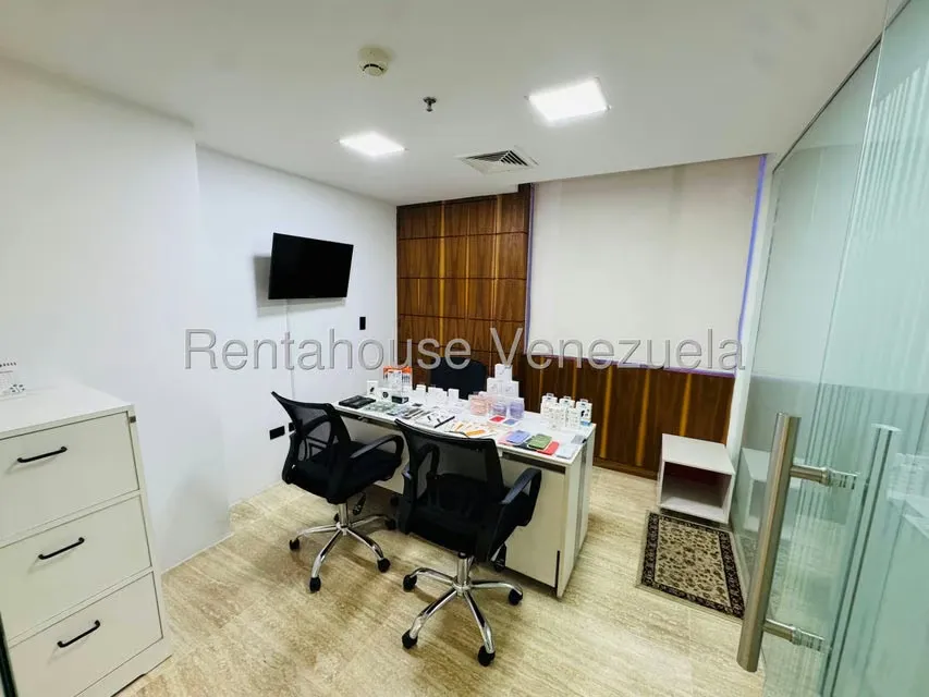 Oficina en Venta en Macaracuay, Distrito Metropolitano - 8