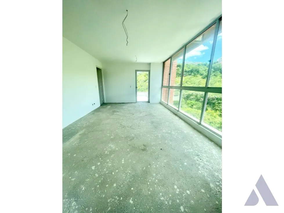 Vendo apartamento Ph 300+280m2 Los Campitos 3725 - 4