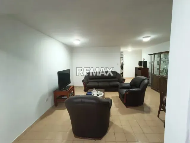 LINDO Y AMPLIO APARTAMENTO EN VENTA EN LOS RUICES - 8