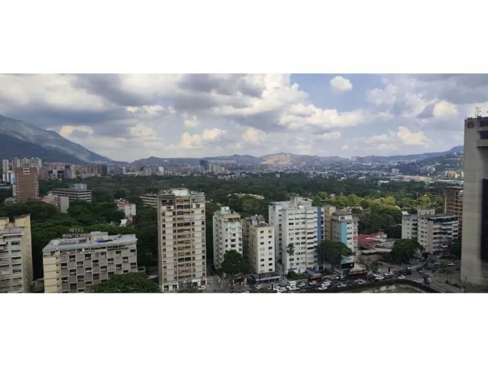 Alquilo oficina 230m2 Altamira 4776 - 12