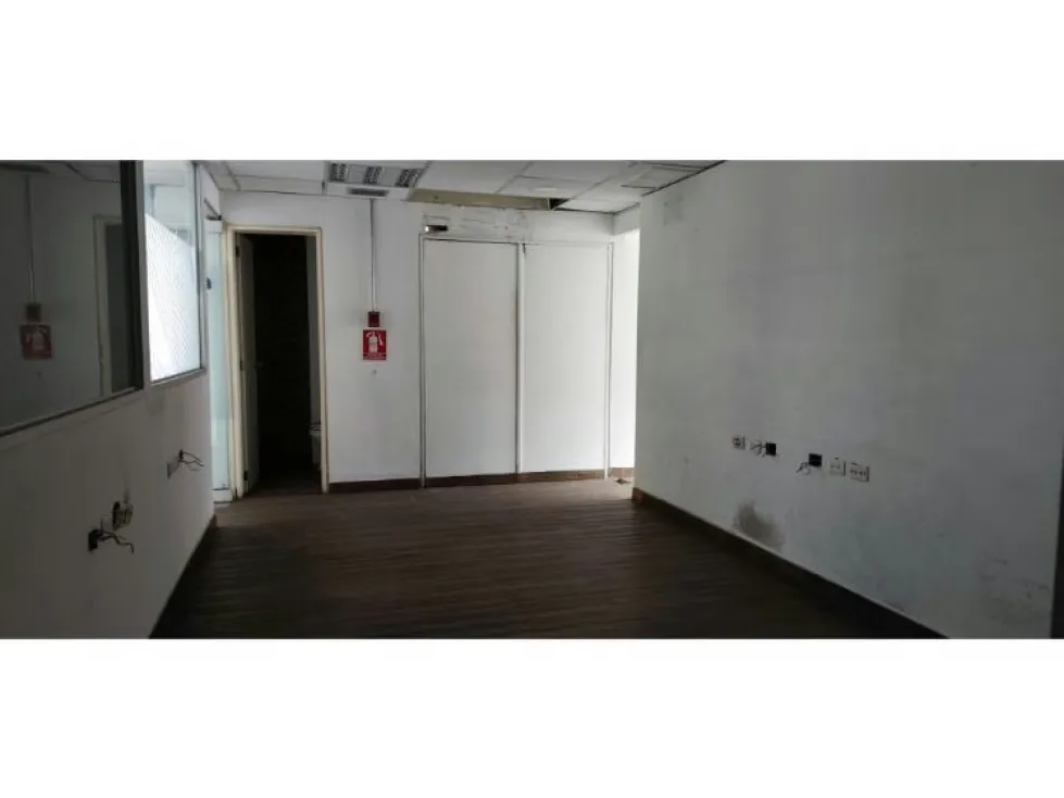 Alquilo oficina 230m2 Altamira 4776 - 16