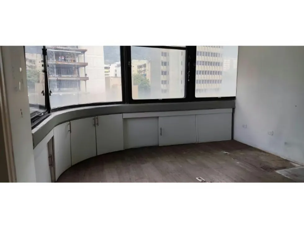 Alquilo oficina 230m2 Altamira 4776 - 19