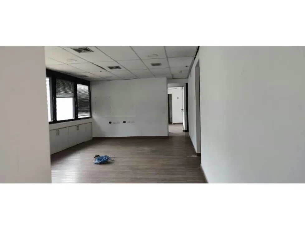 Alquilo oficina 230m2 Altamira 4776 - 20