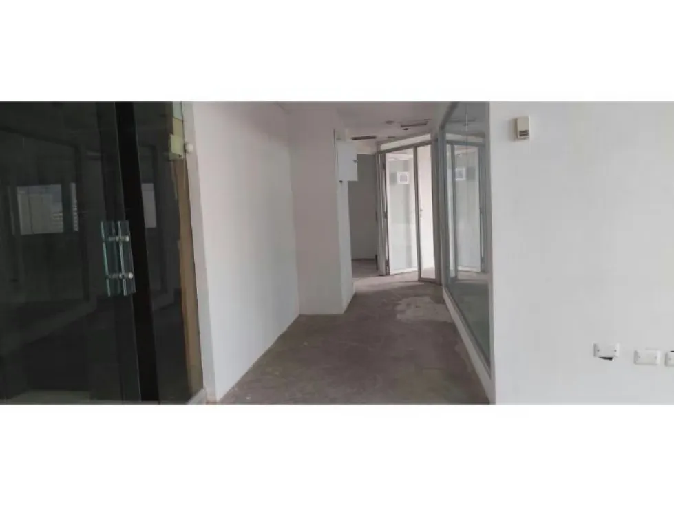 Alquilo oficina 230m2 Altamira 4776 - 4