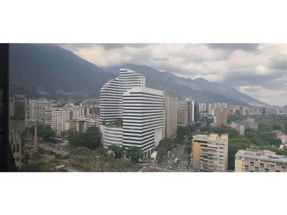 Alquilo oficina 230m2 Altamira 4776 - 7