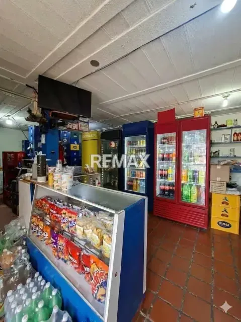 EN VENTA FONDO DE COMERCIO EN PORLAMAR - 2