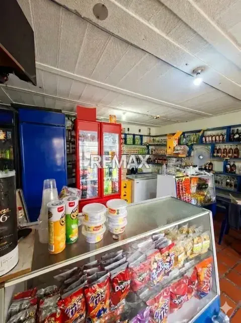 EN VENTA FONDO DE COMERCIO EN PORLAMAR - 3