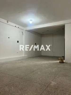 Local Comercial N° 19 en Alquiler Avenida Andrés Bello entre Carrera 21 y 22 Zona Centro - Barquisimeto - 2