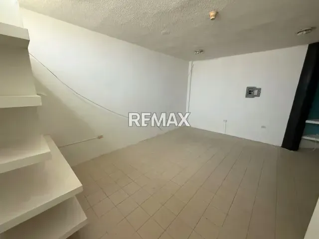 Local Comercial en Alquiler - 4