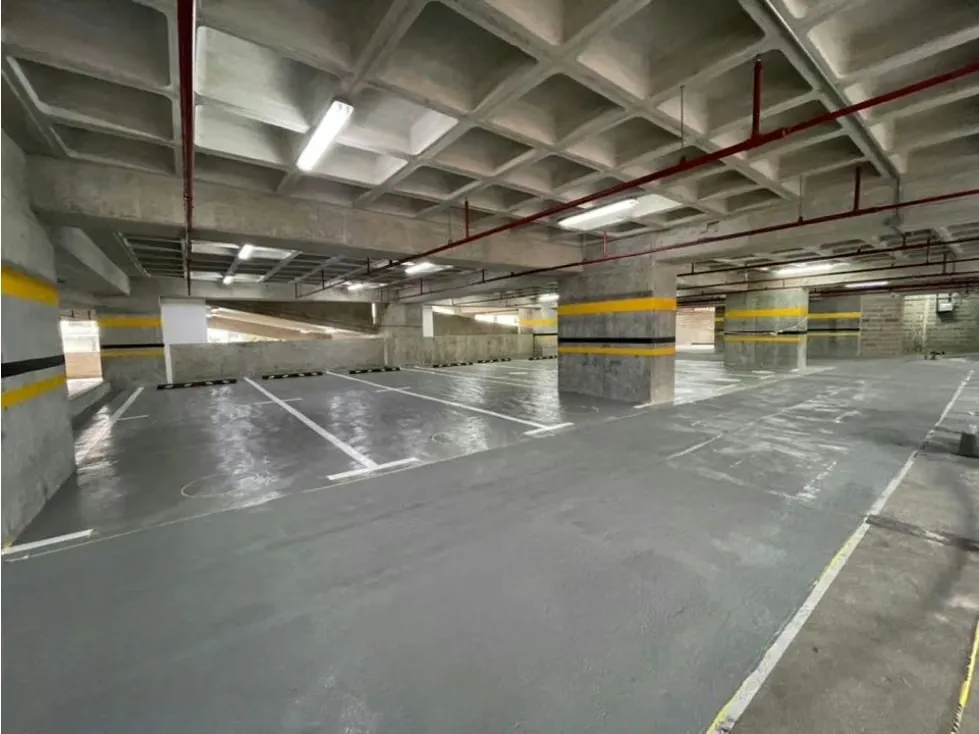 Se vende oficina 115m2 Las Mercedes 0144 - 7
