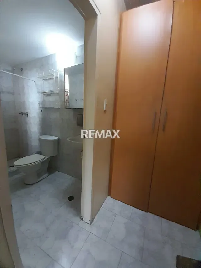 Venta de apartamento en Urbanizacion Las Islas Residencias 411 Guarenas - 10