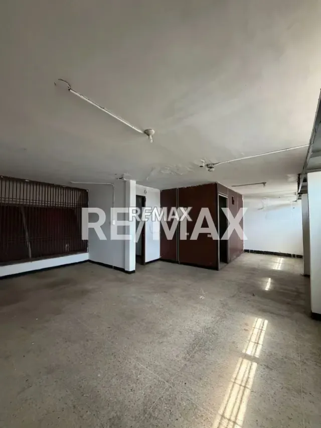 Local comercial en Alquiler C.C Leunsa - 5