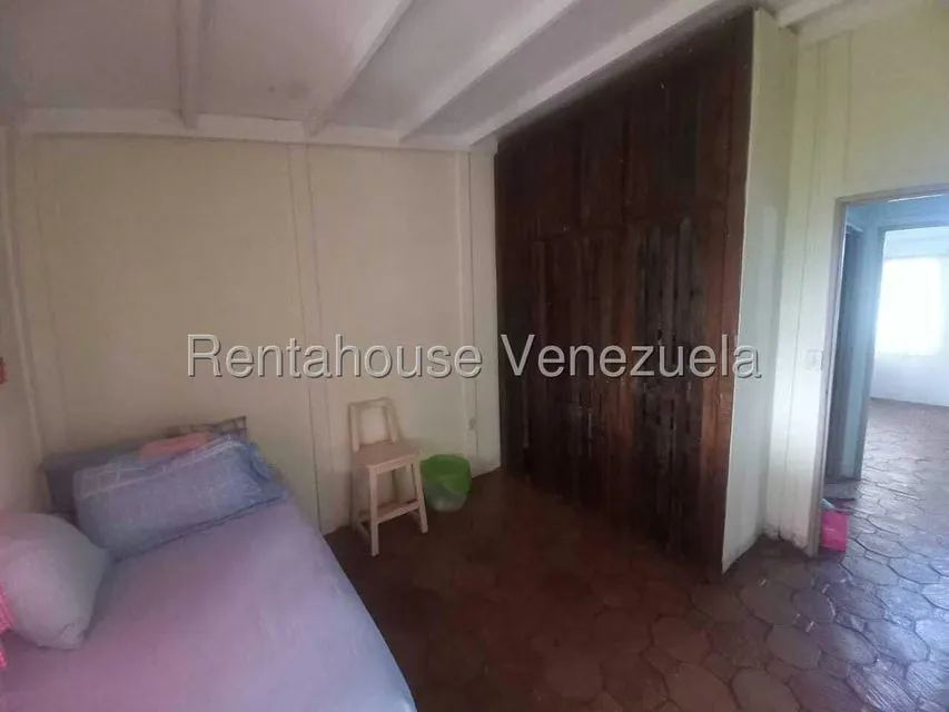 Casa (1 Nivel) en Venta en Avenida Principal Cecilio Acosta, Miranda - 18