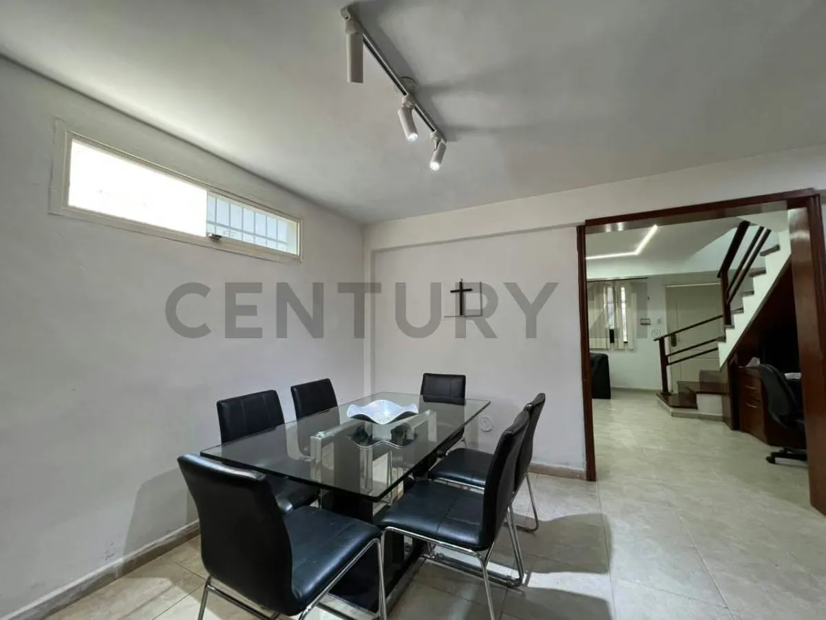 Venta de Casa - 2