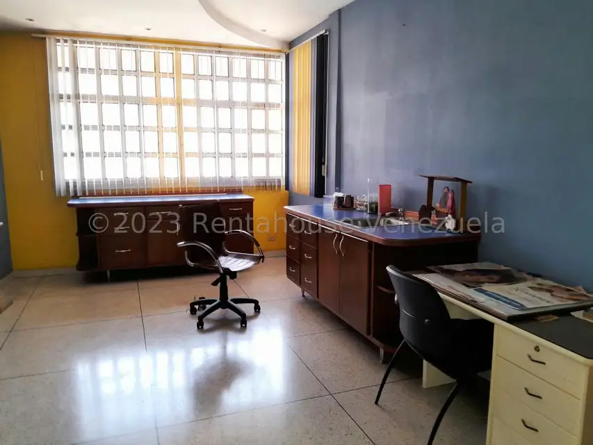 Comercial (Consultorio Medico) en Venta en Centro, Aragua - 15