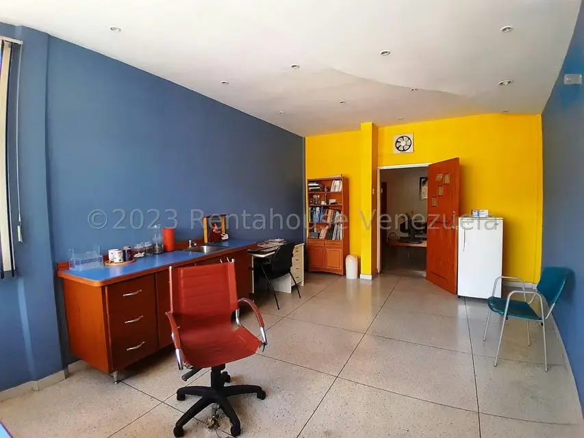 Comercial (Consultorio Medico) en Venta en Centro, Aragua - 16