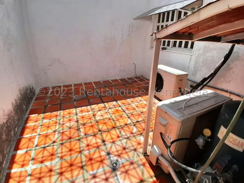 Comercial (Consultorio Medico) en Venta en Centro, Aragua - 30